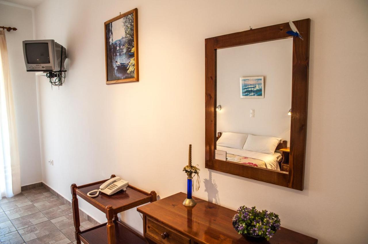 Thimios Rooms Keramiész Kültér fotó