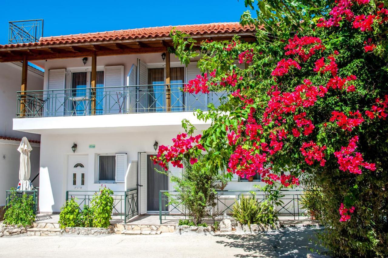 Thimios Rooms Keramiész Kültér fotó