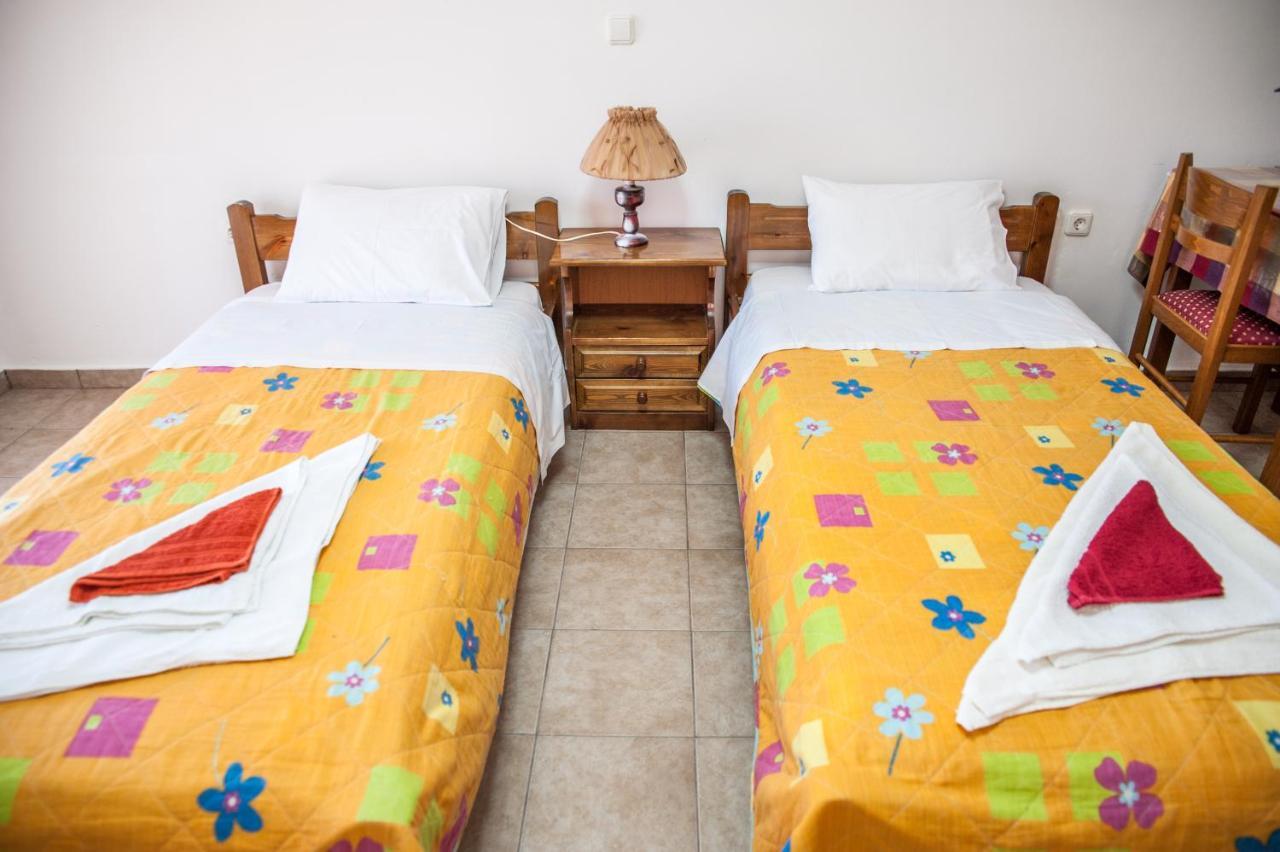 Thimios Rooms Keramiész Kültér fotó