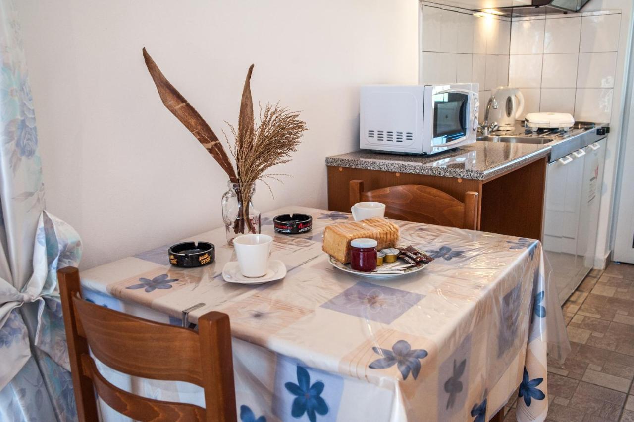 Thimios Rooms Keramiész Kültér fotó