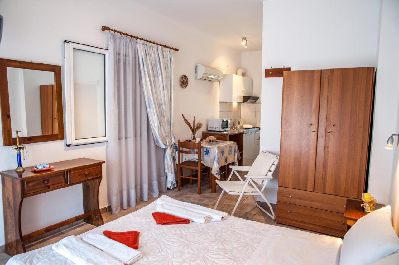 Thimios Rooms Keramiész Kültér fotó