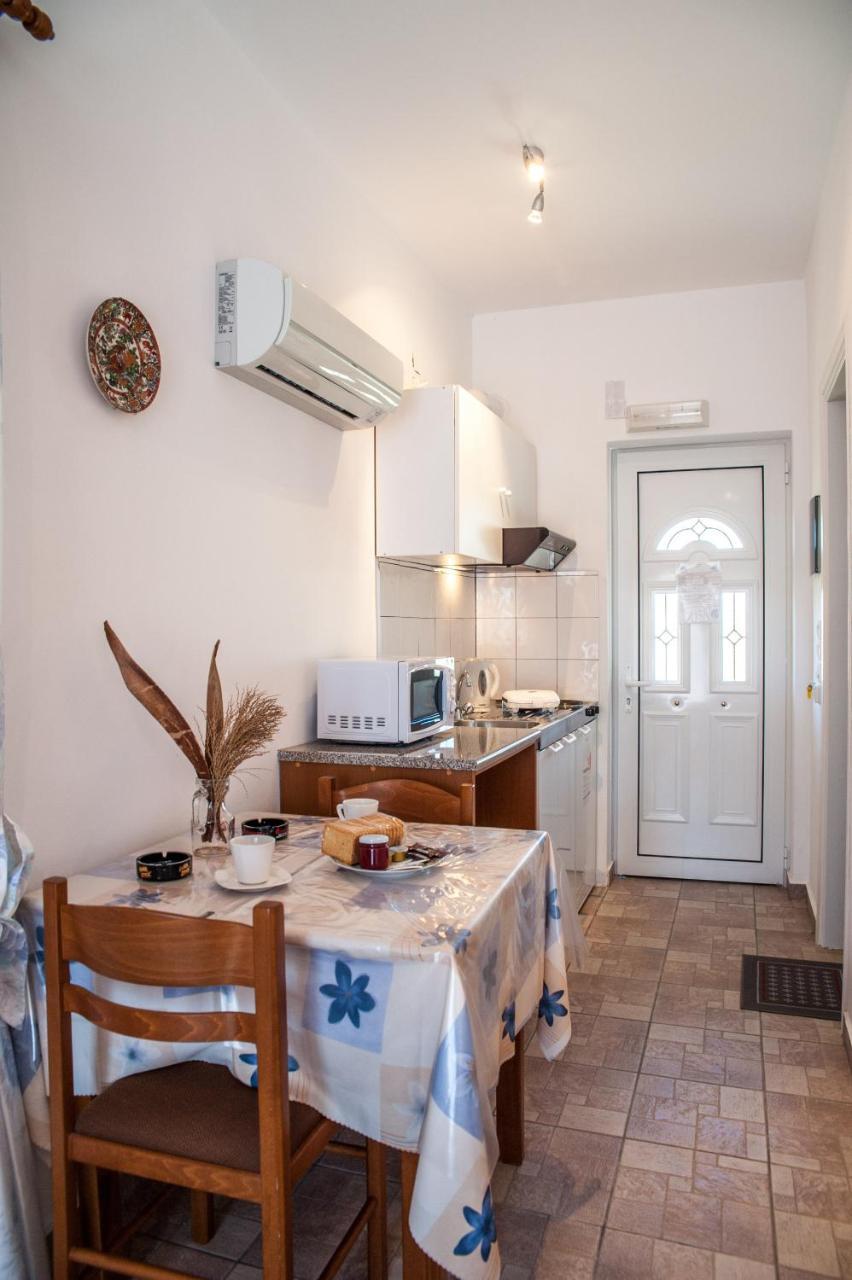 Thimios Rooms Keramiész Kültér fotó