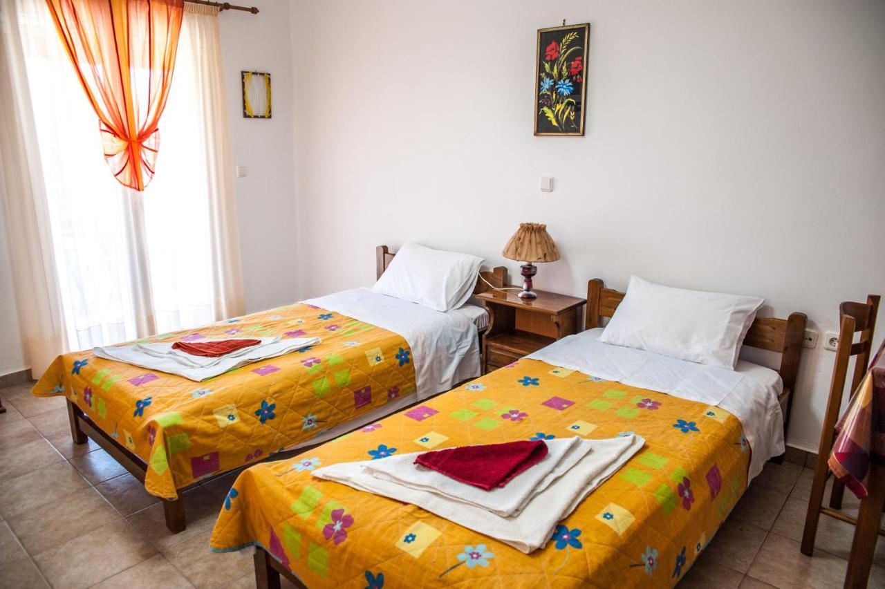 Thimios Rooms Keramiész Kültér fotó
