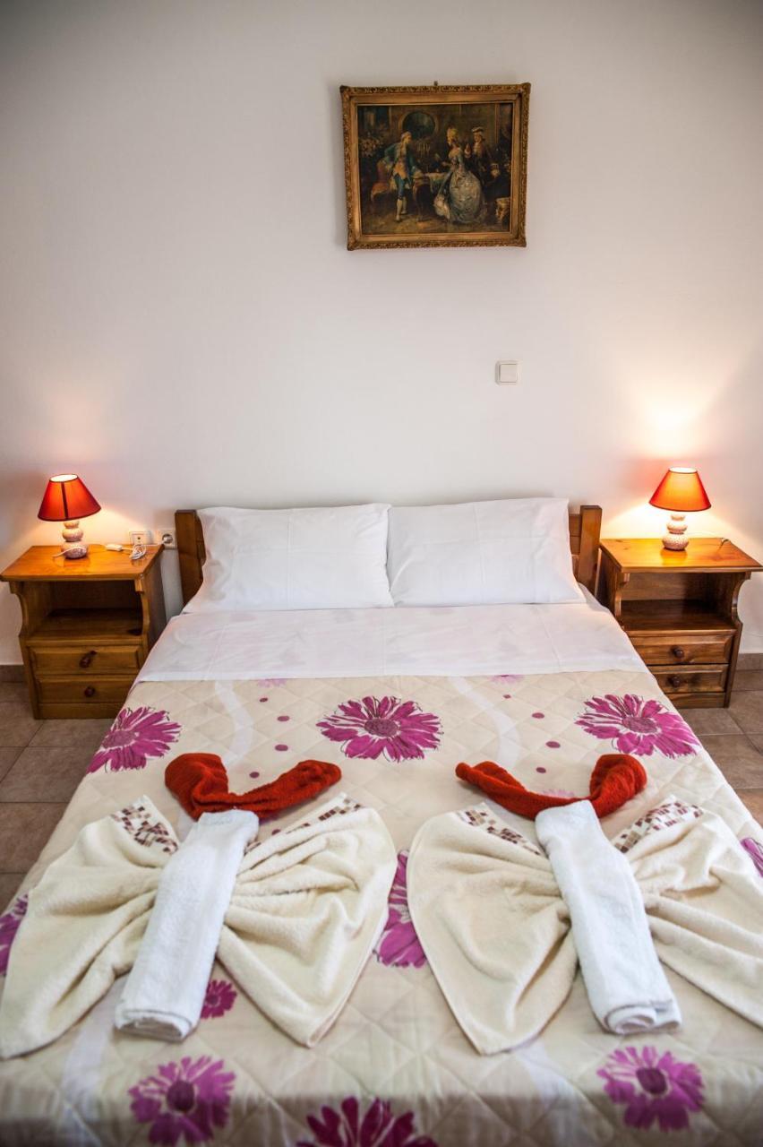 Thimios Rooms Keramiész Kültér fotó